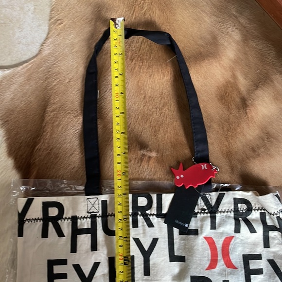 Hurley Graphic Cotton Tote Bag in Natural with Black/Red Print. NWT - Picture 9 of 9